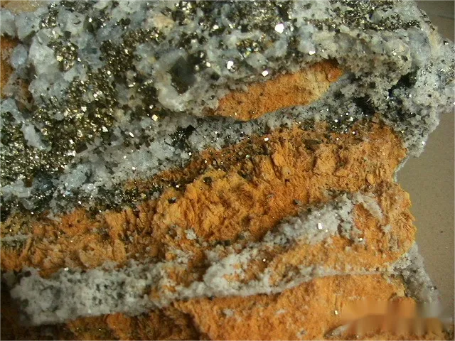 2851c89919e3da6e8a37ae9e265a8c6d