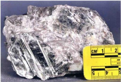 Tipo pegmatitico granitico