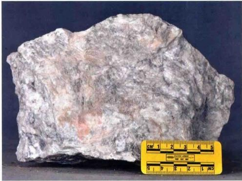 Aina na daraja tofauti za magnesite