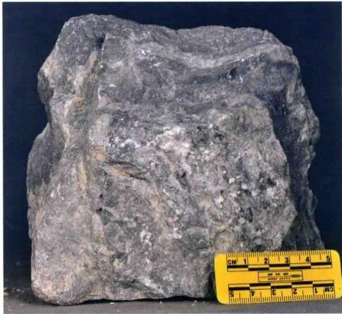 Aina na daraja tofauti za magnesite